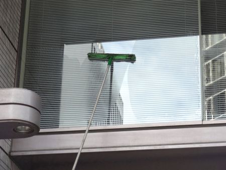 Hard Water Stain Removal for Windows & Stucco in Yucca Valley